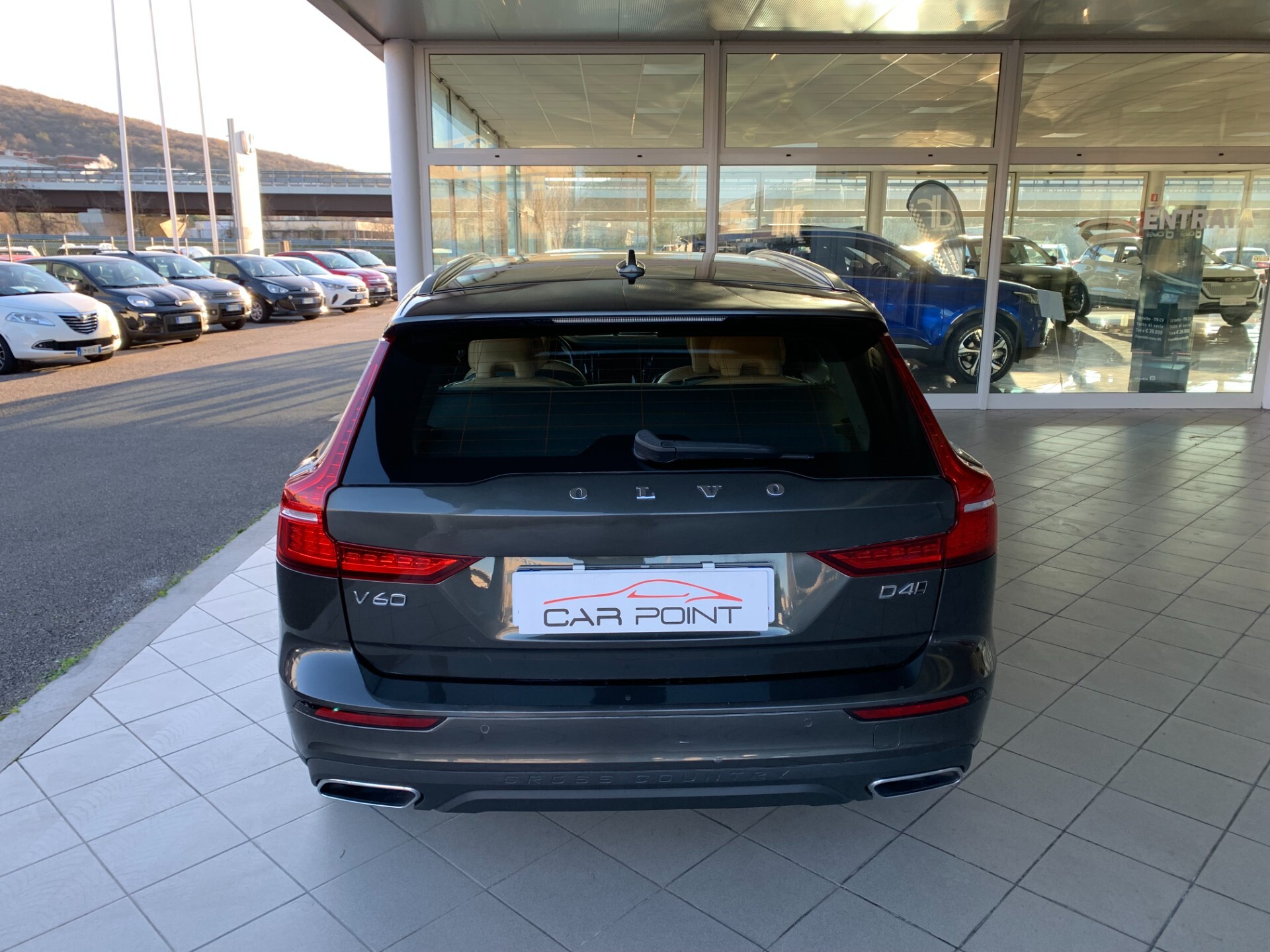 Volvo V60 Cross Country D4 AWD Geartronic Business Plus