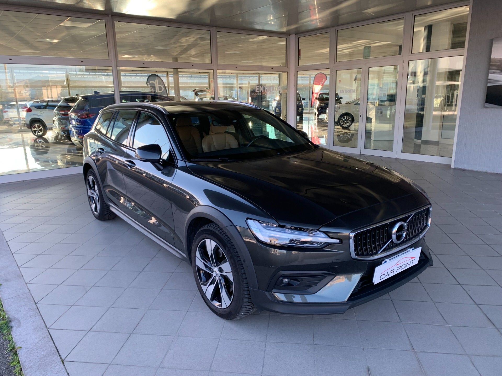 Volvo V60 Cross Country D4 AWD Geartronic Business Plus