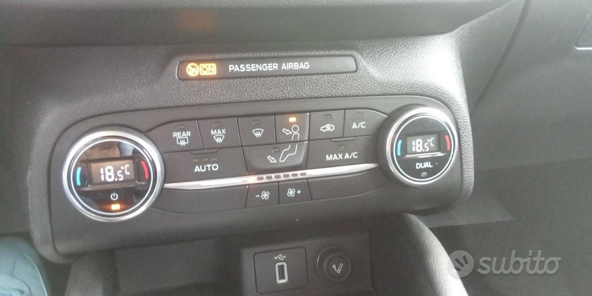 Ford Focus 1.5 EcoBlue 120CV 5p. Business
