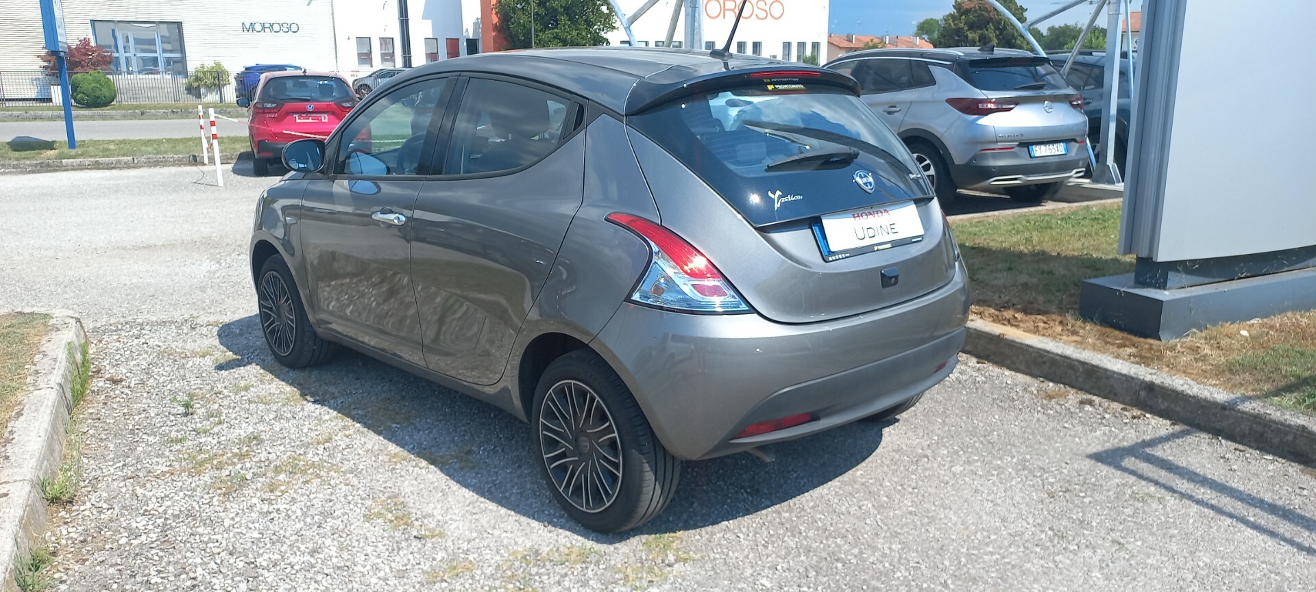 Lancia Ypsilon 1.0 FireFly 5 porte S&S Hybrid Gold