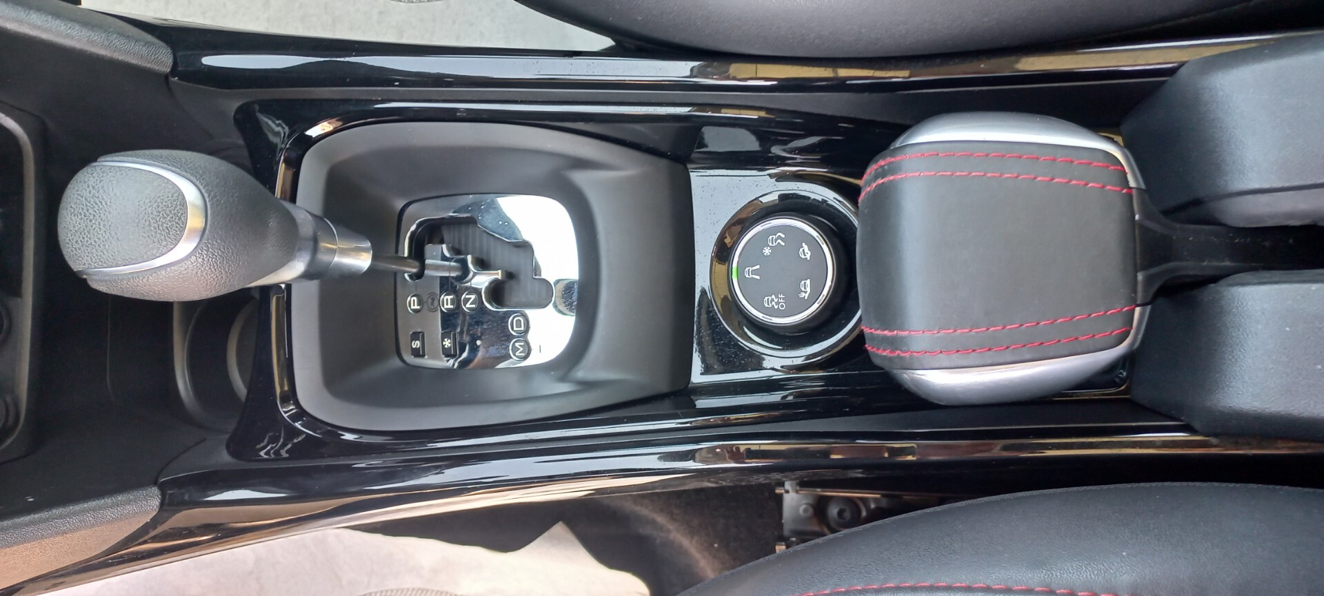 Peugeot 2008 PureTech Turbo 110 EAT6 S&S GT Line
