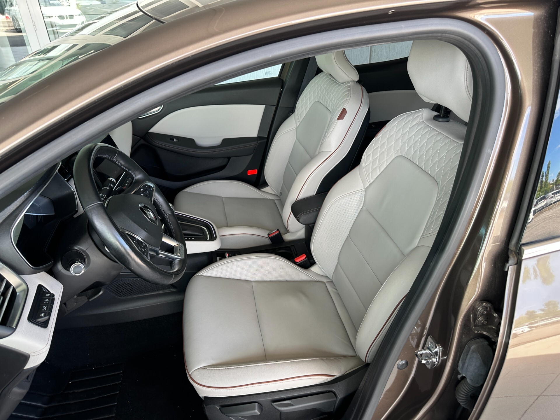 Renault Clio TCe 130 CV EDC FAP 5 porte Initiale Paris