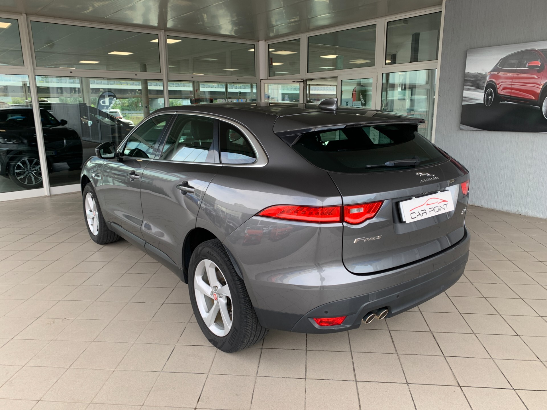 Jaguar F-Pace 2.0 D 180 CV AWD aut. Prestige