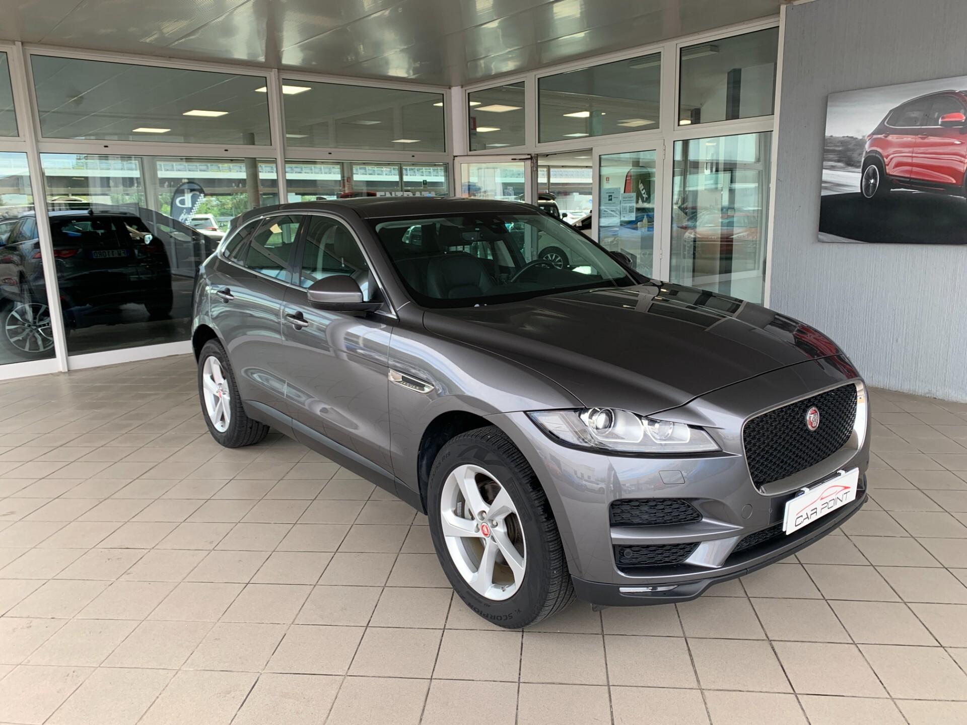 Jaguar F-Pace 2.0 D 180 CV AWD aut. Prestige