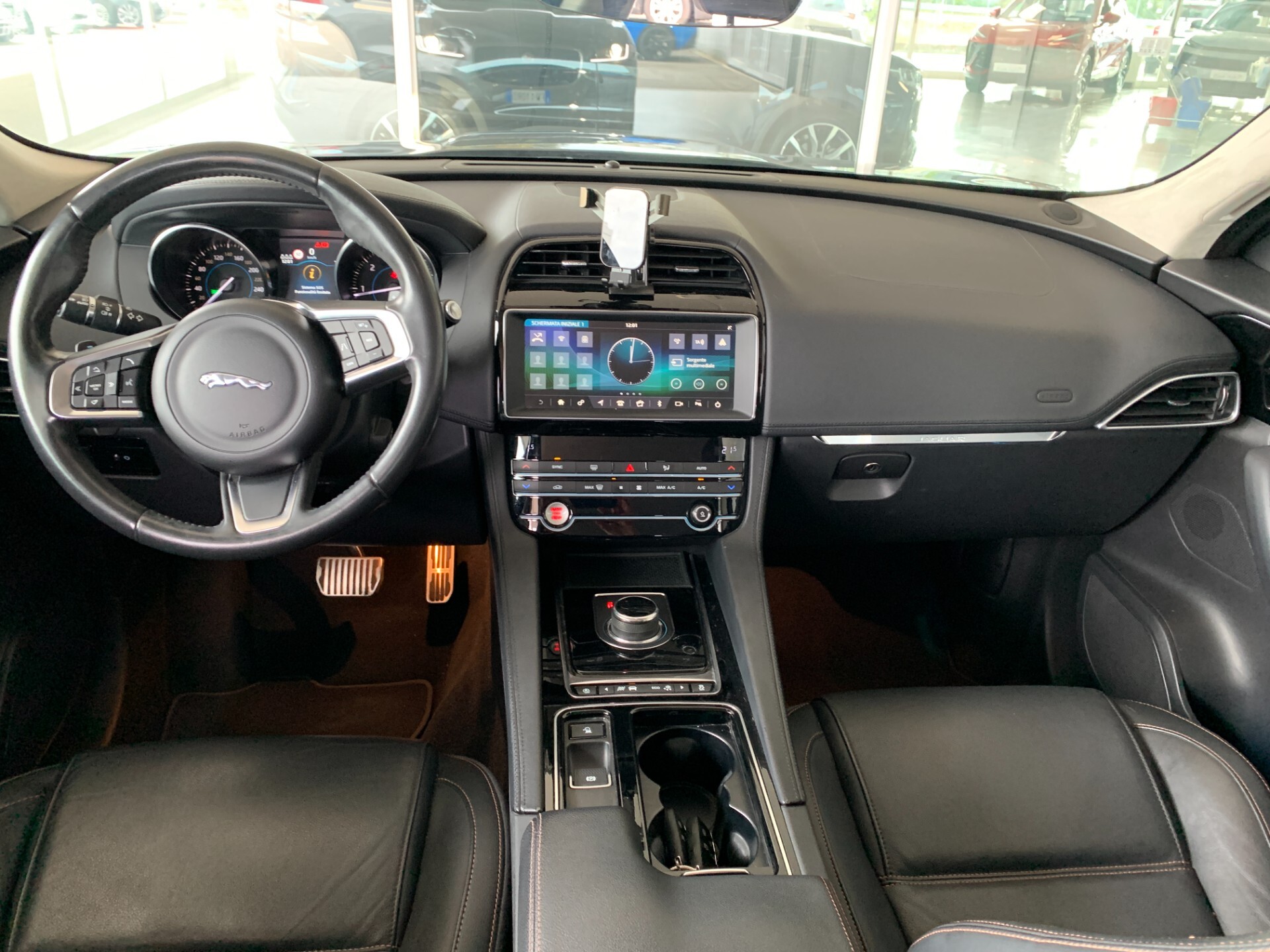 Jaguar F-Pace 2.0 D 180 CV AWD aut. Prestige