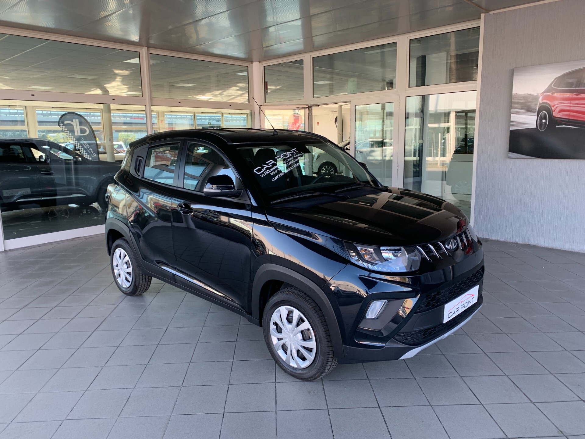 Mahindra KUV100 1.2 VVT K6+